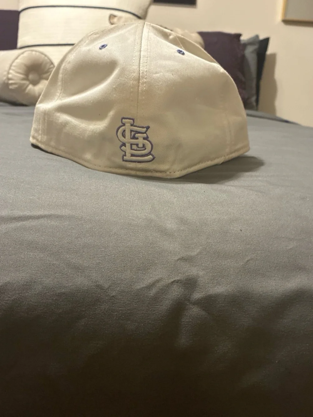 White St. Louis Cardinals Embroidered Logo Baseball Cap